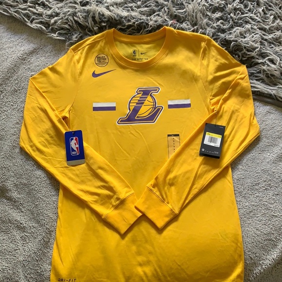 Dry fit Lakers cotton tee - Picture 2 of 5